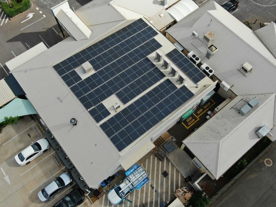 solar panels installed by Airlec Australia on BP service station in Toowoomba